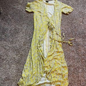 Who What Wear    Wrap Dress